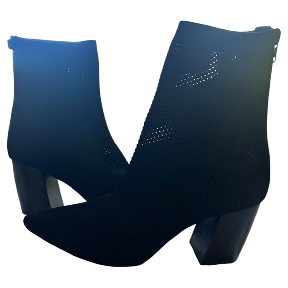 Jeffrey Campbell Final black sock booties – pointed toe, block heel, size 8.5 - Picture 2 of 13